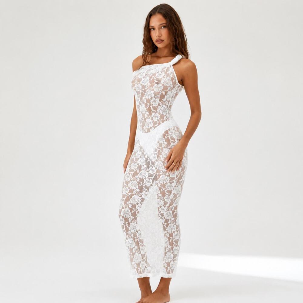 YG COLLECTION: Scarlet Lace Maxi Dress / White